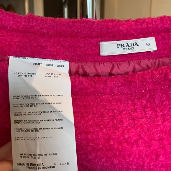 Vintage fuchsia PRADA Boucle mini skirt - Picture 2 of 2